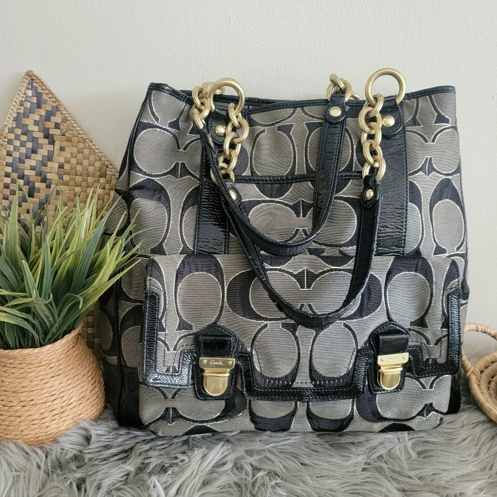 Coach vintage style gold chain pockets shoulder tote bag